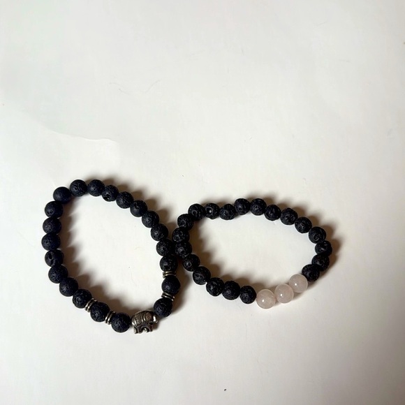 Black pumice / lava rock and White Beaded Bracelet Set with Elephant charm - Picture 2 of 6